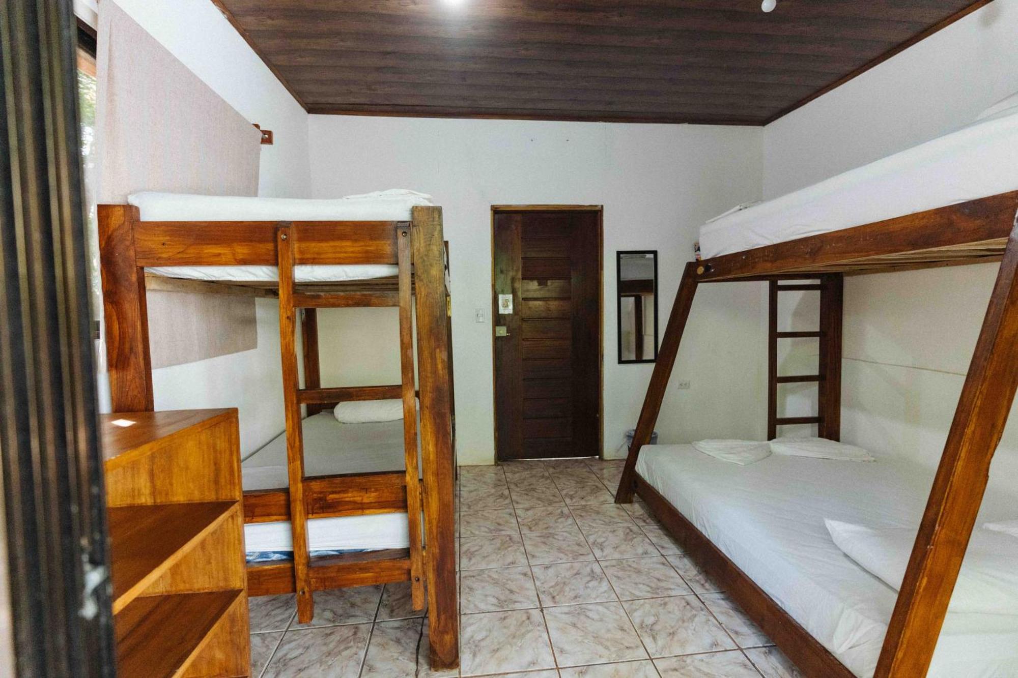 Zeneidas Surf Garden Playa Santa Teresa  Extérieur photo