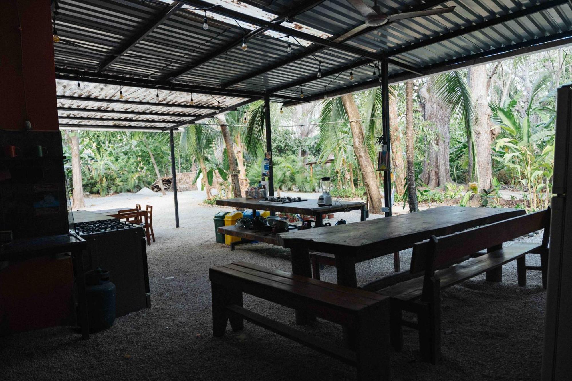 Zeneidas Surf Garden Playa Santa Teresa  Extérieur photo